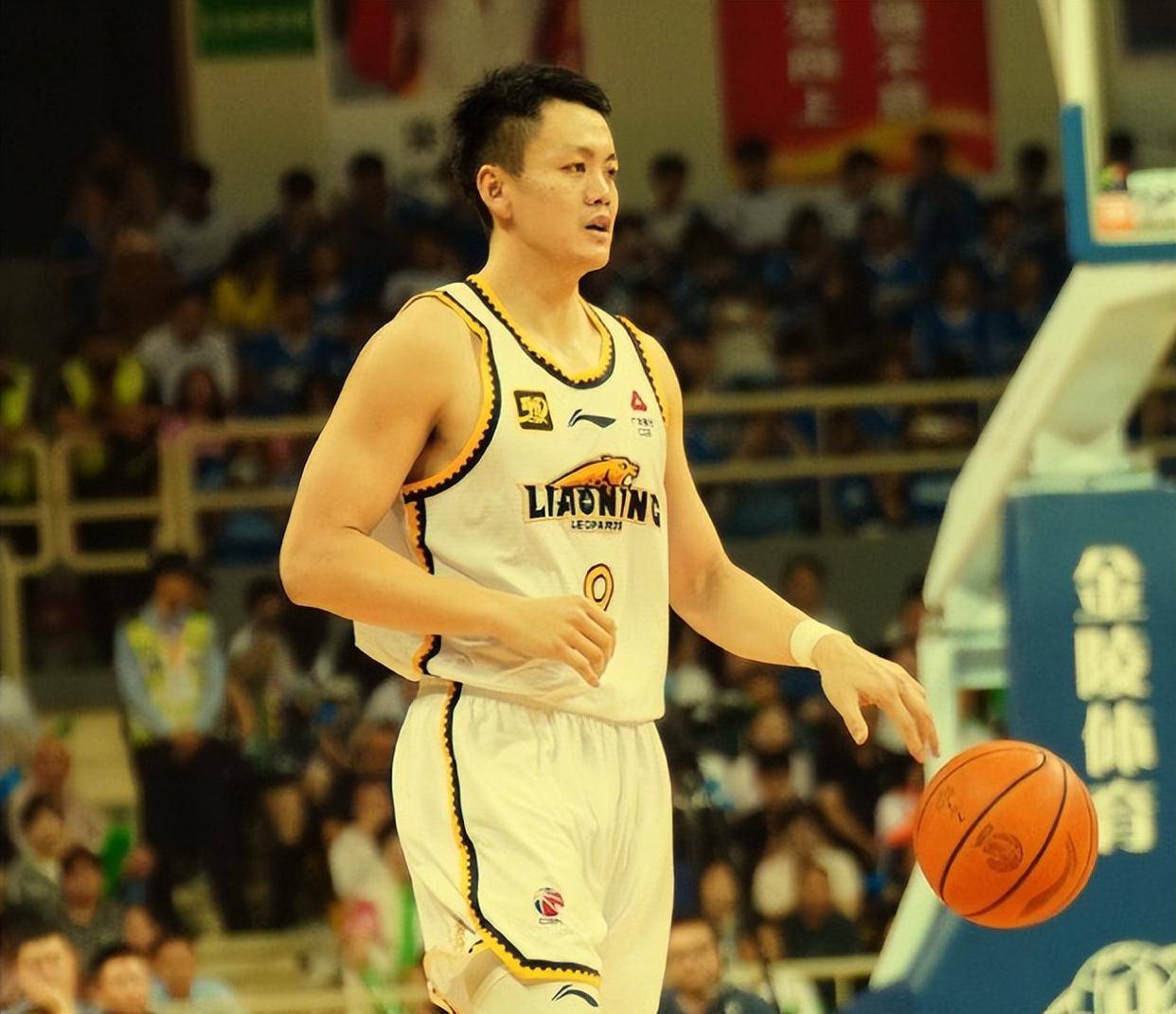 山东男篮窗口期队长鼓劲，志在英超名次提升，底气十足，资深球员宣示担当的简单介绍-开云