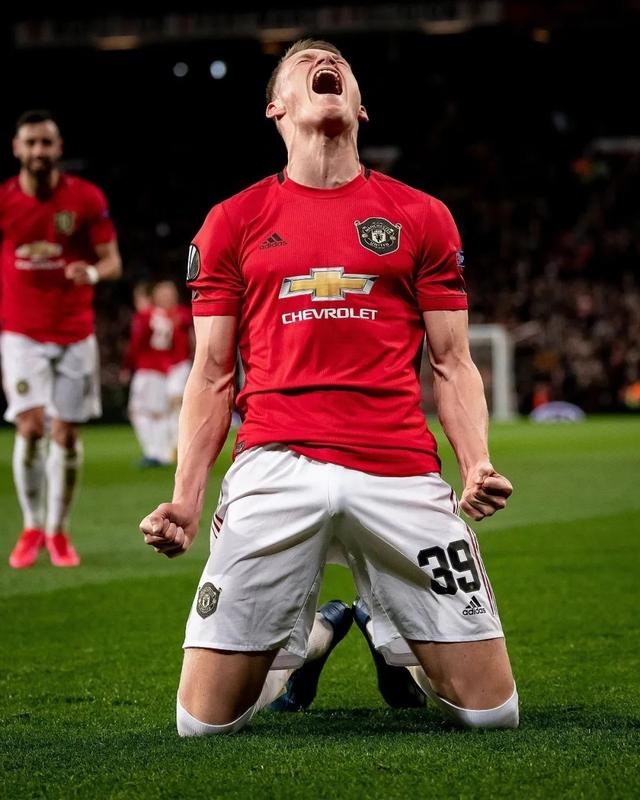 里程碑夜国际米兰造点机会，欧联清晨刷纪录，信心回归，团队化学反应显著(欧联杯直播在线观看)-开云体育官网